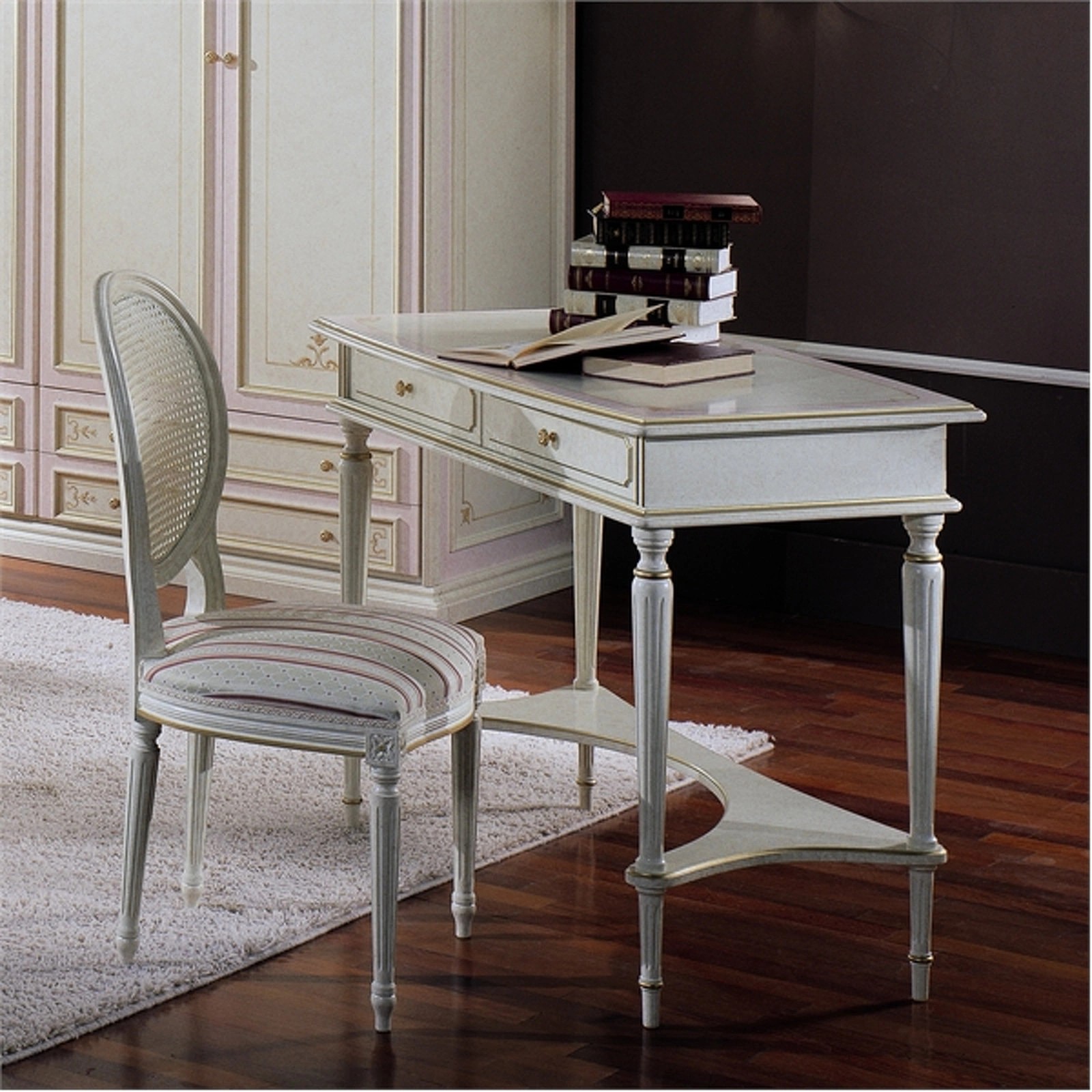 Компьютерный стол Siena PG.WD.FG.101